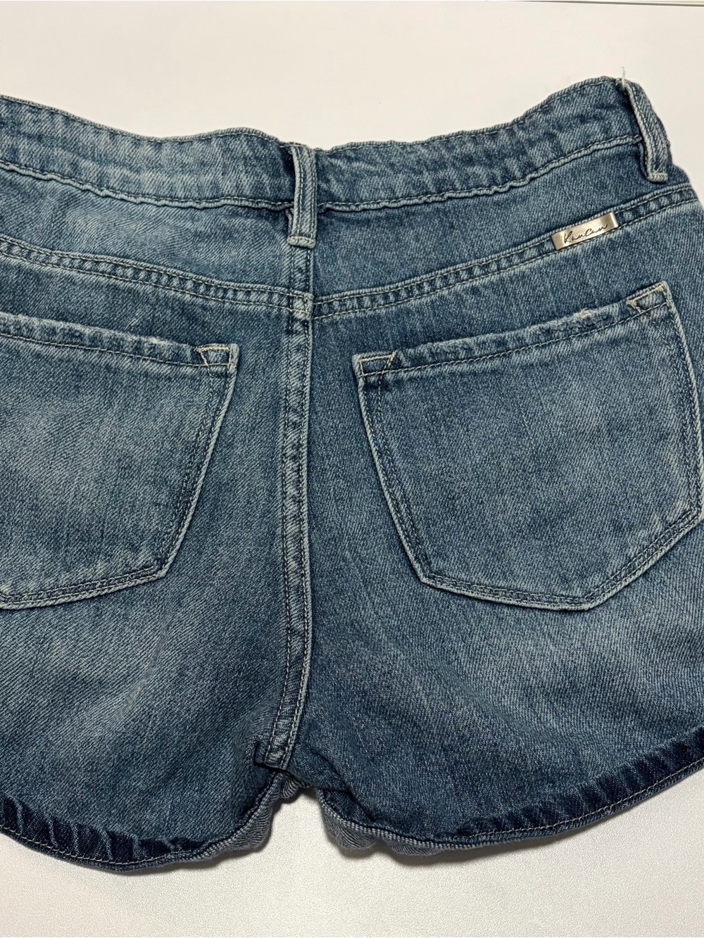 KanCan Cuffed Medium Wash Light Blue Rolled Hem Distressed Denim Shorts XS - Picture 4 of 5
